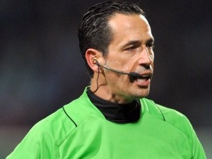 Pedro Proença foi eleito como o melhor árbitro de 2012